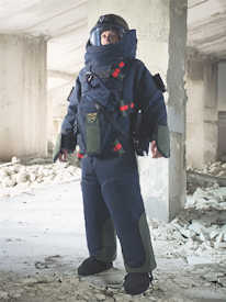 Series 3+ EOD Suit Series 3+ Bomb Disposal Suit